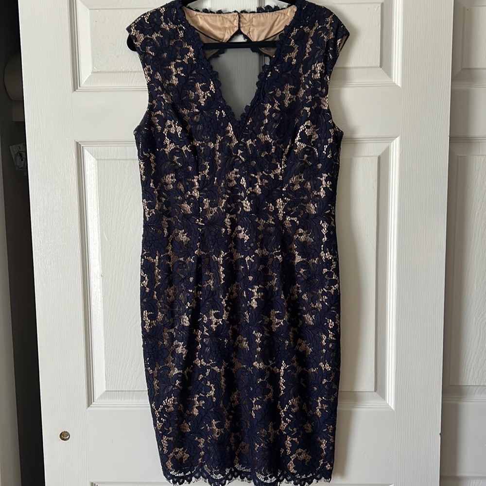 Lace navy blue Vince Canute midi dress
